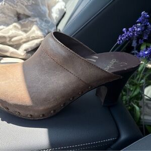 Price drop! Dansko Brown Leather Mules Classic Clog Style